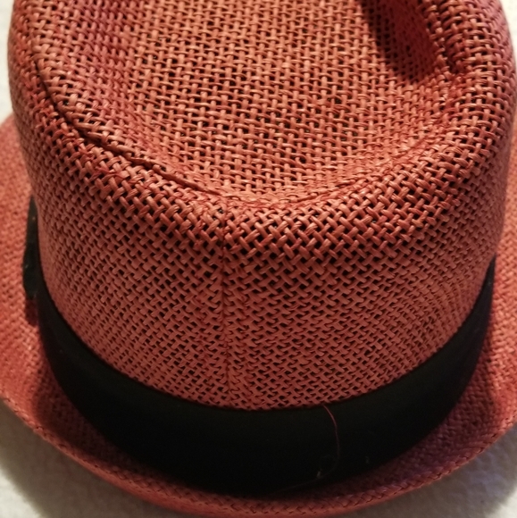 Red Fedora - Picture 4 of 6